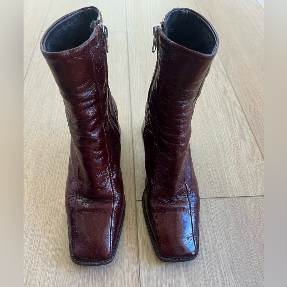 L’intervalle Burgundy Leather Boots - Size 7